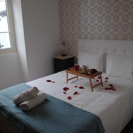 Hotel Vila Rosa - Renovated House Overlooking The Sea à Funchal  Extérieur photo